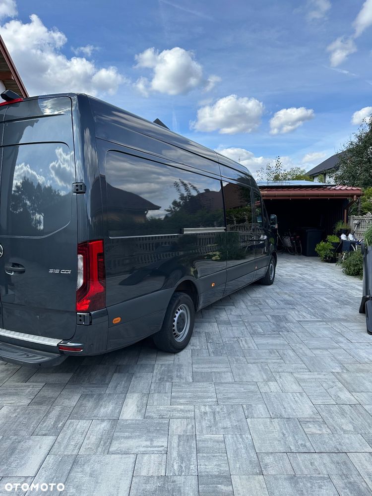 Mercedes-Benz Sprinter - 6