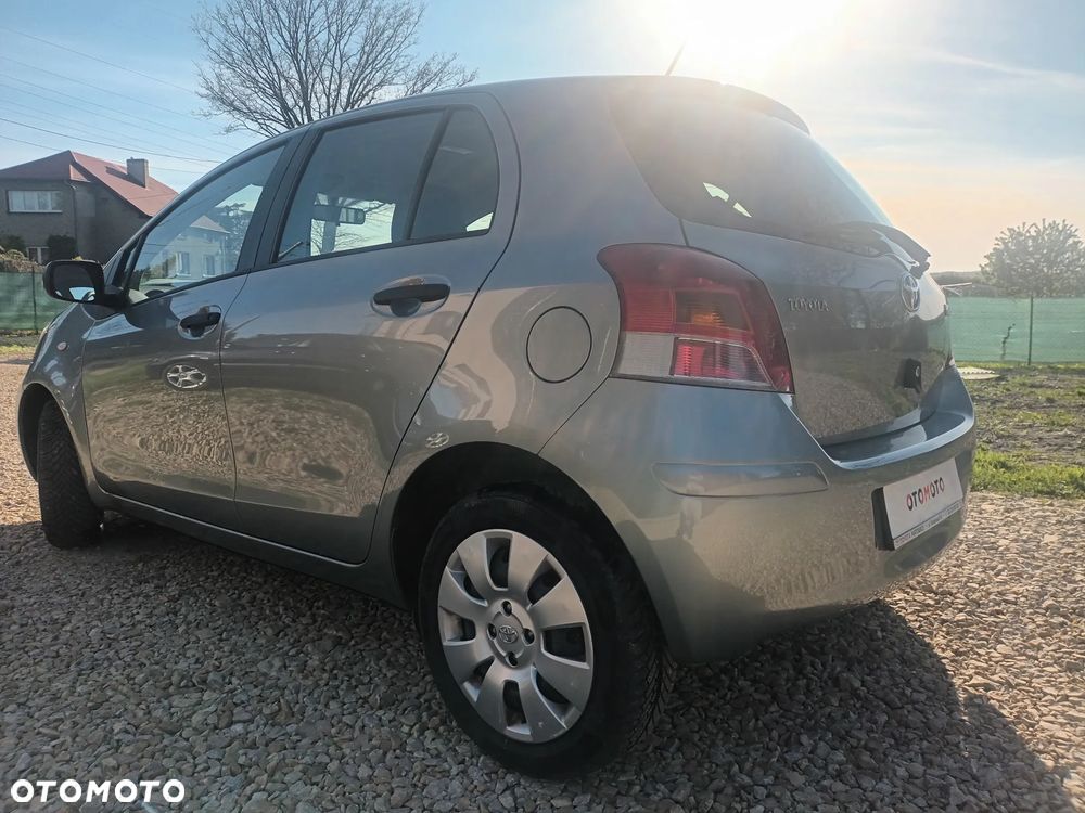 Toyota Yaris 1.33 VVT-i Cool+ - 2