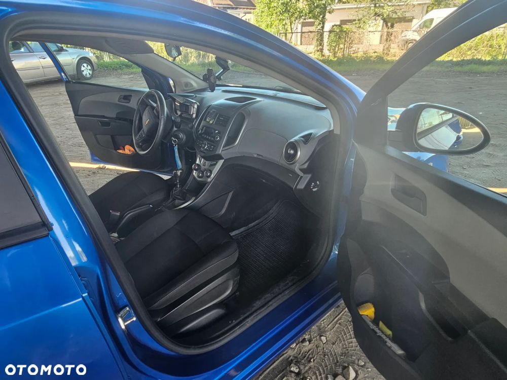 Chevrolet Aveo 1.4 16V LT - 13