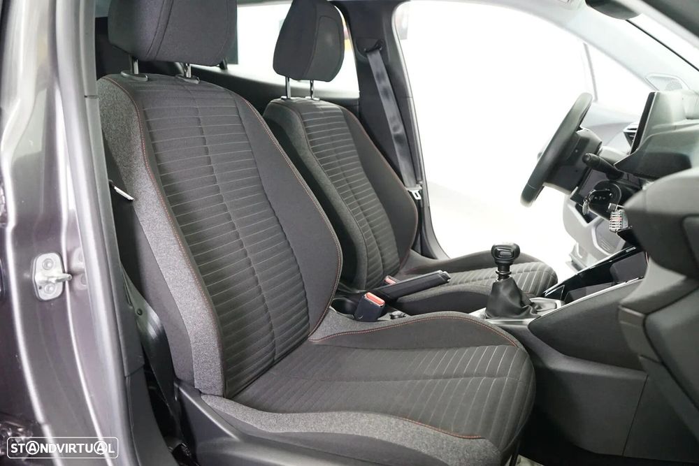 Peugeot 2008 PureTech 100 Style - 39