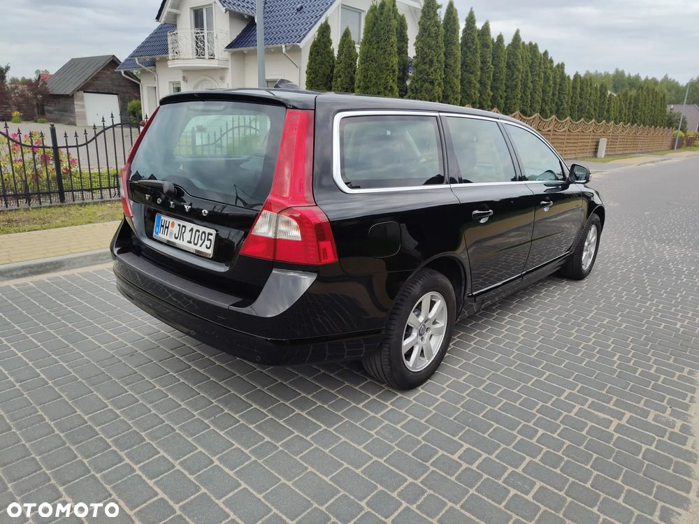 Volvo V70 2.0D Momentum - 13