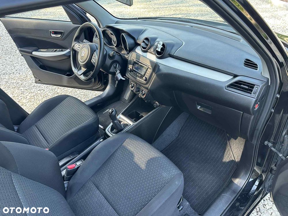 Suzuki Swift - 11