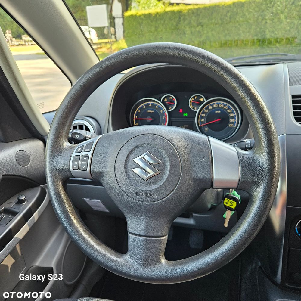 Suzuki SX4 1.6 VVT 4x2 Comfort - 28