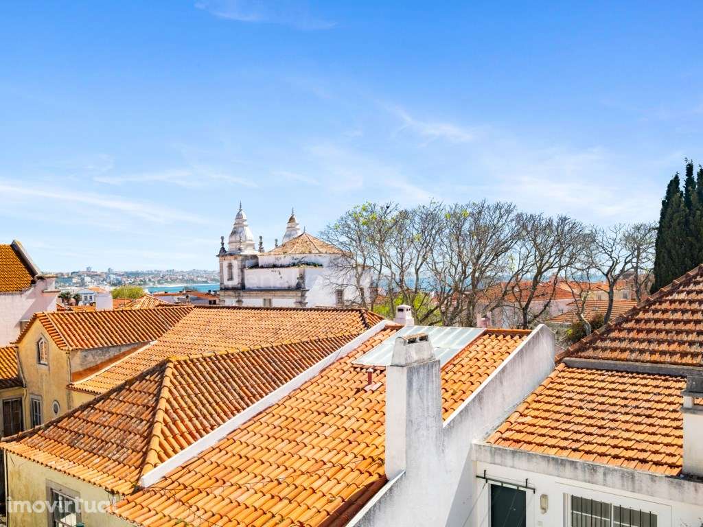 Moradia T6+1 com anexo independente no centro histórico de Cascais - Grande imagem: 2/52