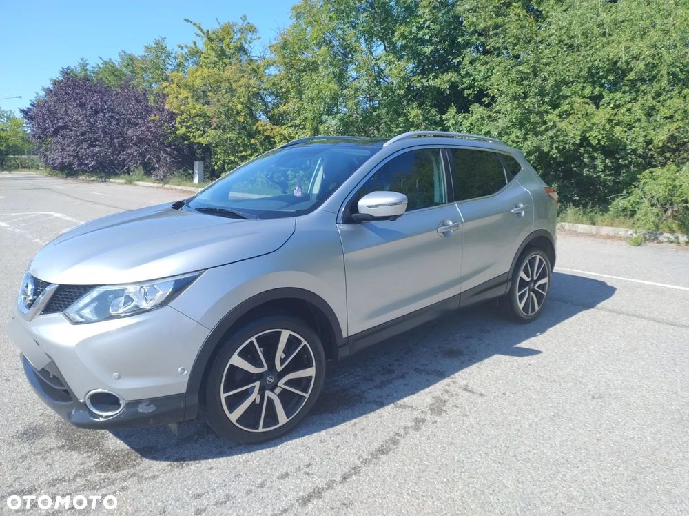 Nissan Qashqai 1.2 DIG-T Tekna - 1