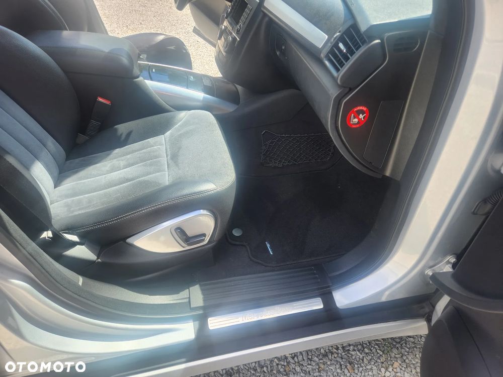 Mercedes-Benz Klasa R 320 CDI 4Matic 7G-TRONIC - 34