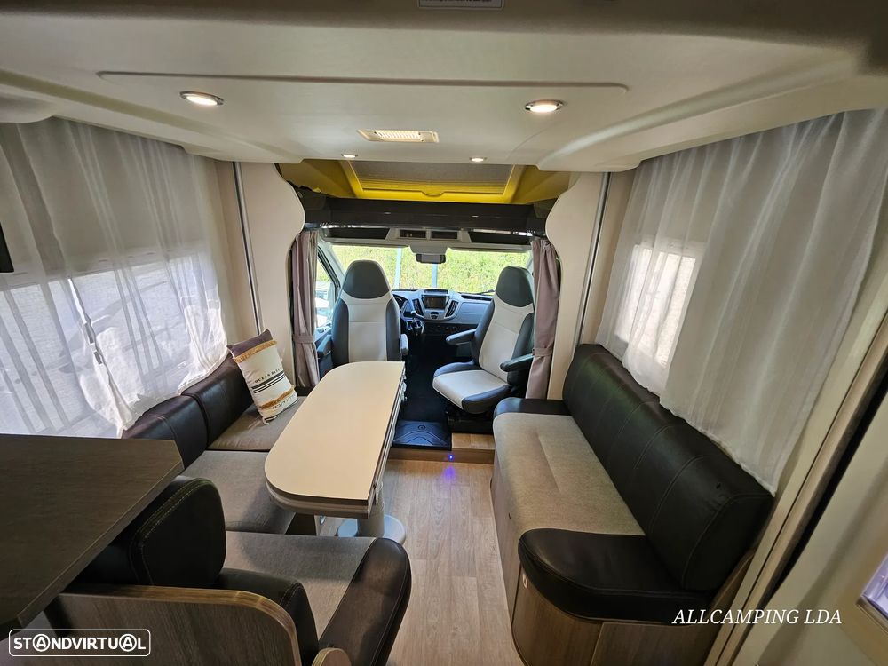 Chausson Flash Salão "Maxi Lounge+Cama de Casal Elétrica - 17