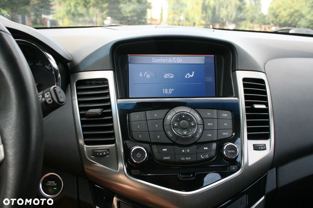Chevrolet Cruze - 16