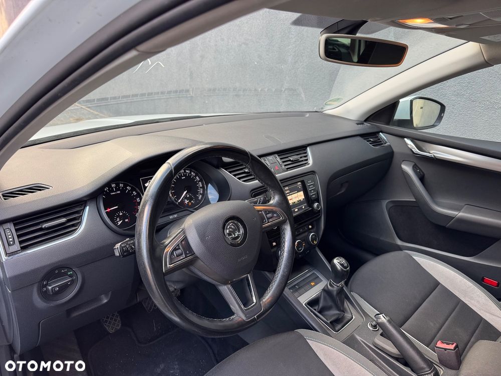Skoda Octavia 1.6 TDI (Green tec) Ambition - 11