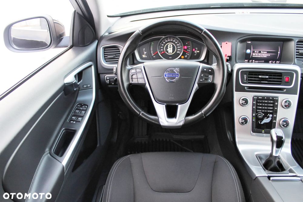 Volvo V60 D3 Kinetic - 10