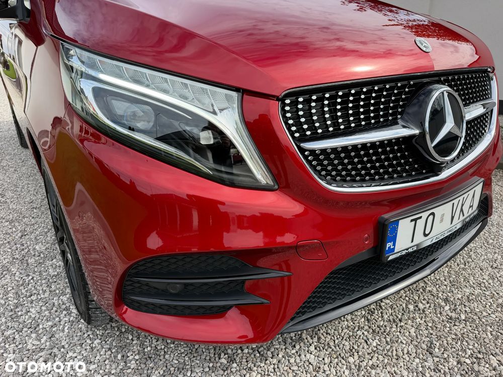 Mercedes-Benz Klasa V - 9