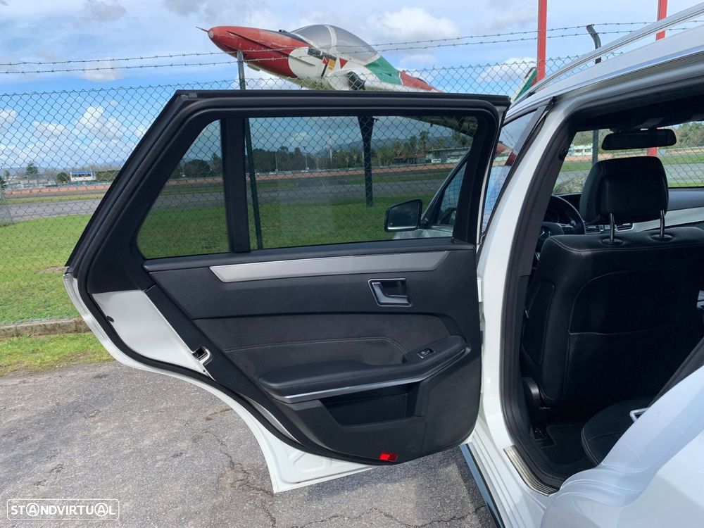 Mercedes-Benz E 220 BlueTEC Avantgarde Auto. - 44