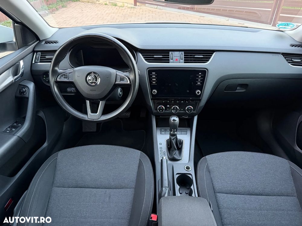 Skoda Octavia 2.0 TDI DSG Soleil - 36