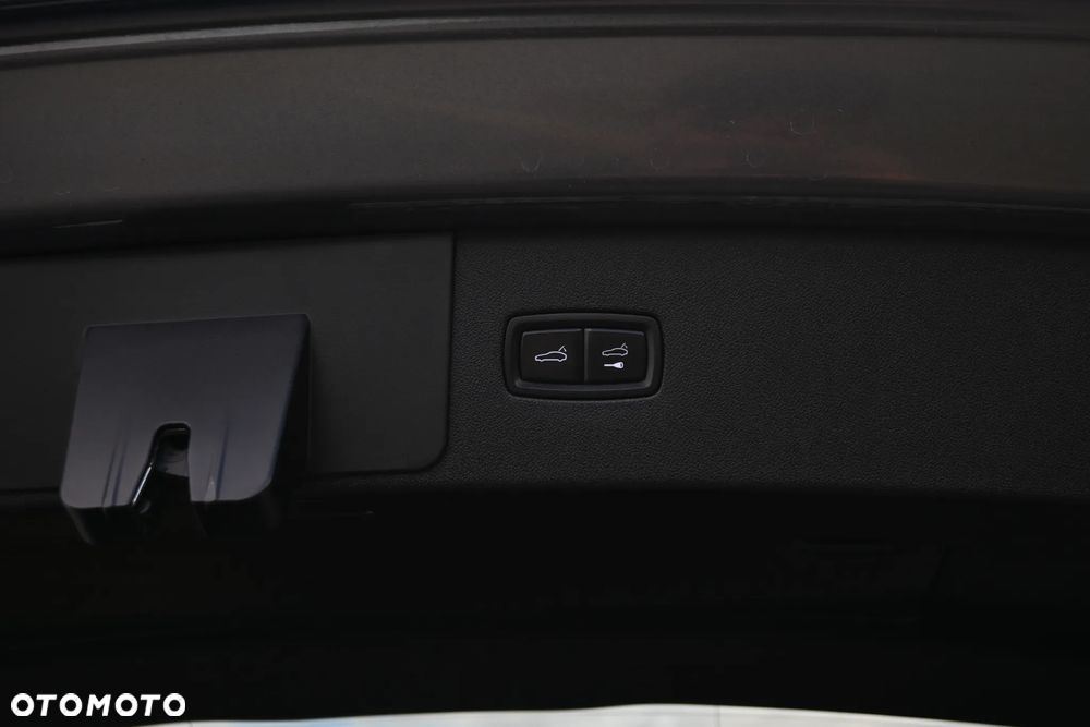 Porsche Cayenne Platinum Edition - 40