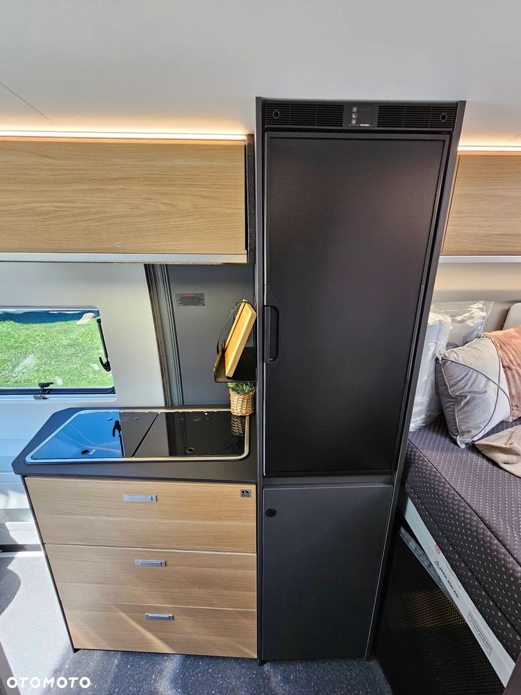 Adria Twin 640 SGX - 14