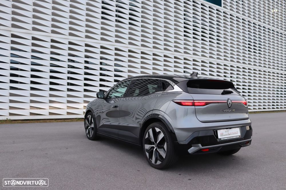 Renault Mégane E-Tech - 12