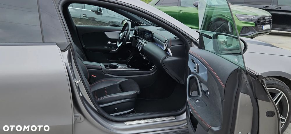 Mercedes-Benz CLA 250 AMG Line 7G-DCT - 10
