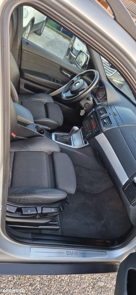 BMW X3 xDrive20d Edition Lifestyle - 28