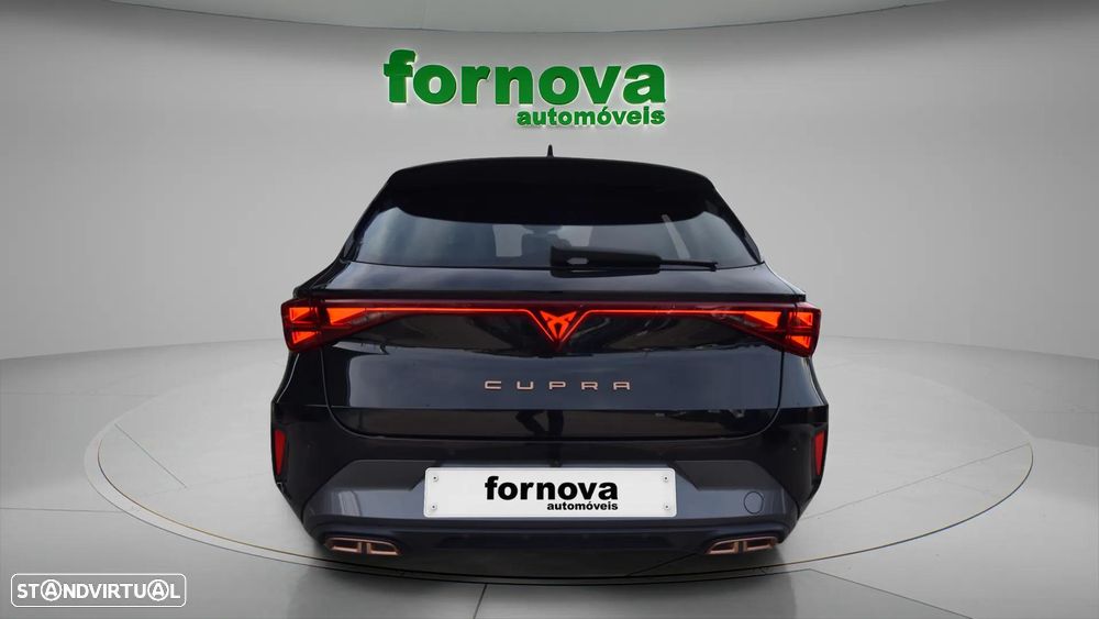 Cupra Leon ST 1.5 e-Hybrid DSG - 4