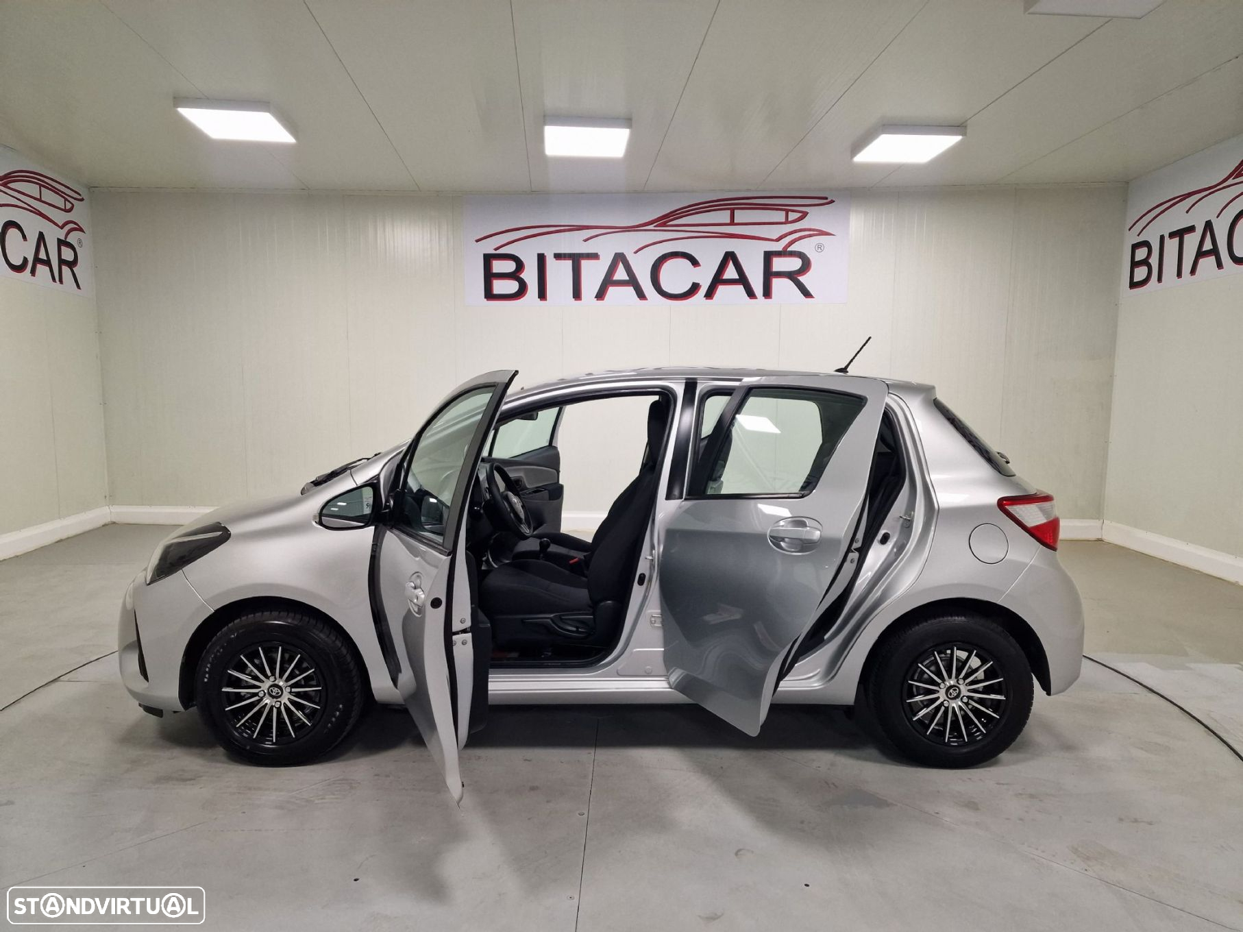 Toyota Yaris - 19