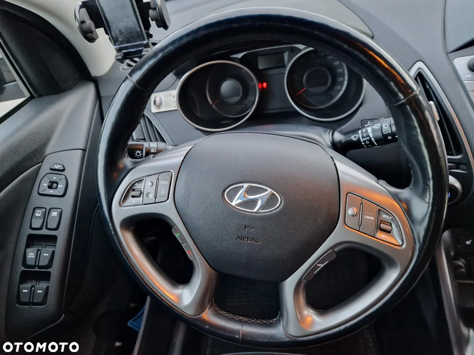 Hyundai ix35 2.0 CRDi 4WD Automatik Premium - 14