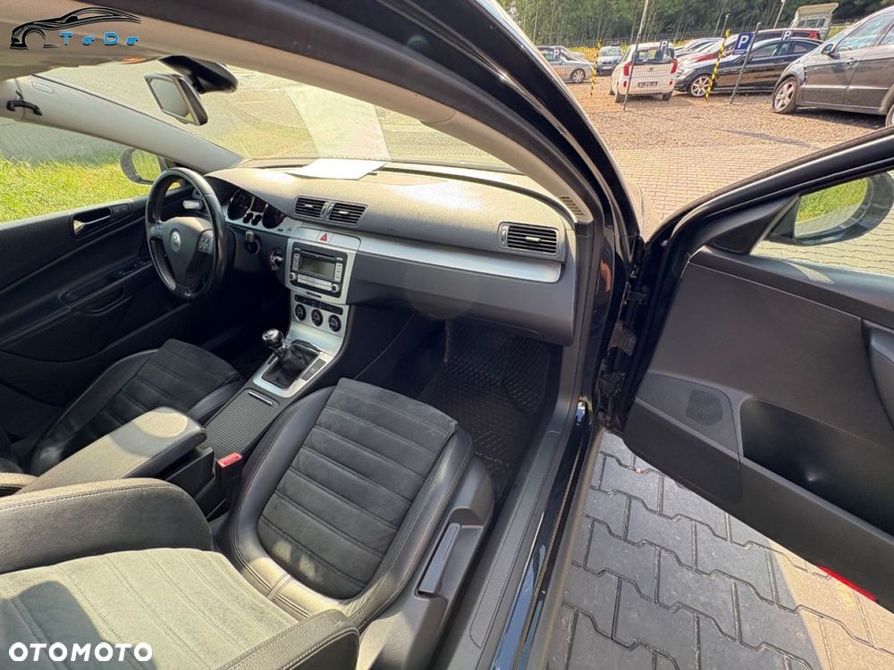 Volkswagen Passat Variant 2.0 TDI DPF 4Mot Highline - 35
