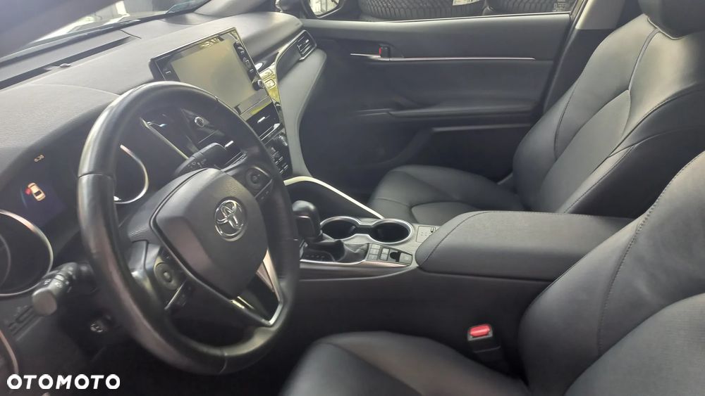 Toyota Camry 2.5 Hybrid Executive CVT - 15
