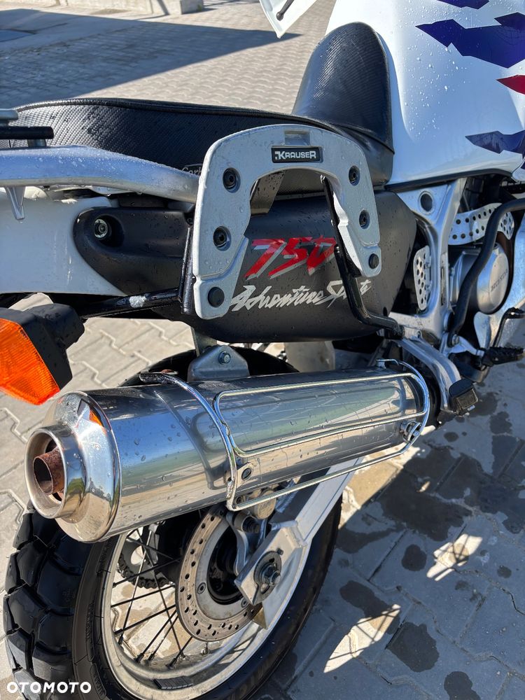 Honda XRV - 15
