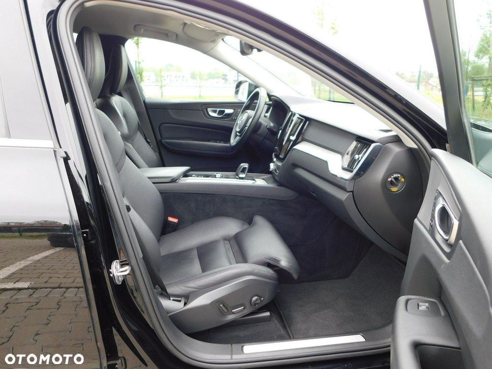 Volvo XC 60 - 8