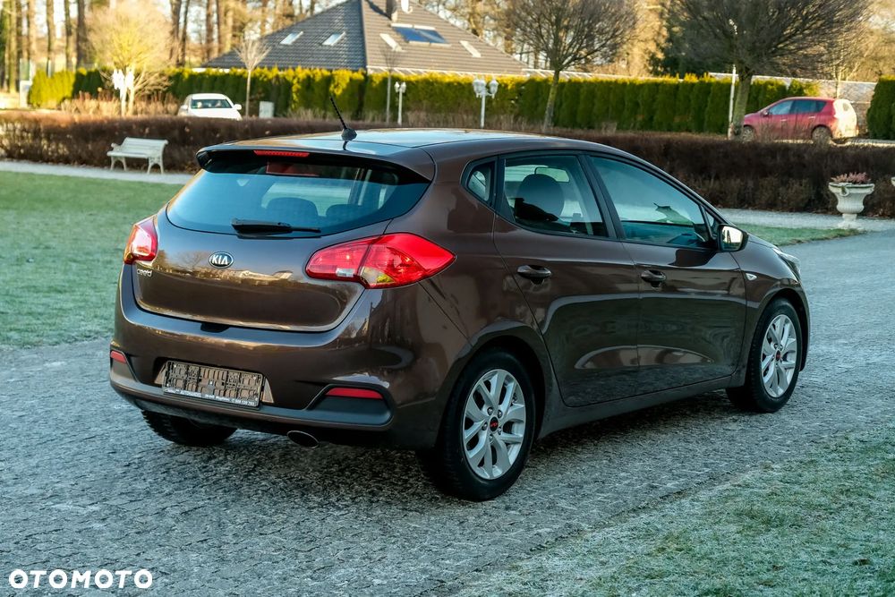 Kia Ceed 1.4 CVVT Vision - 10