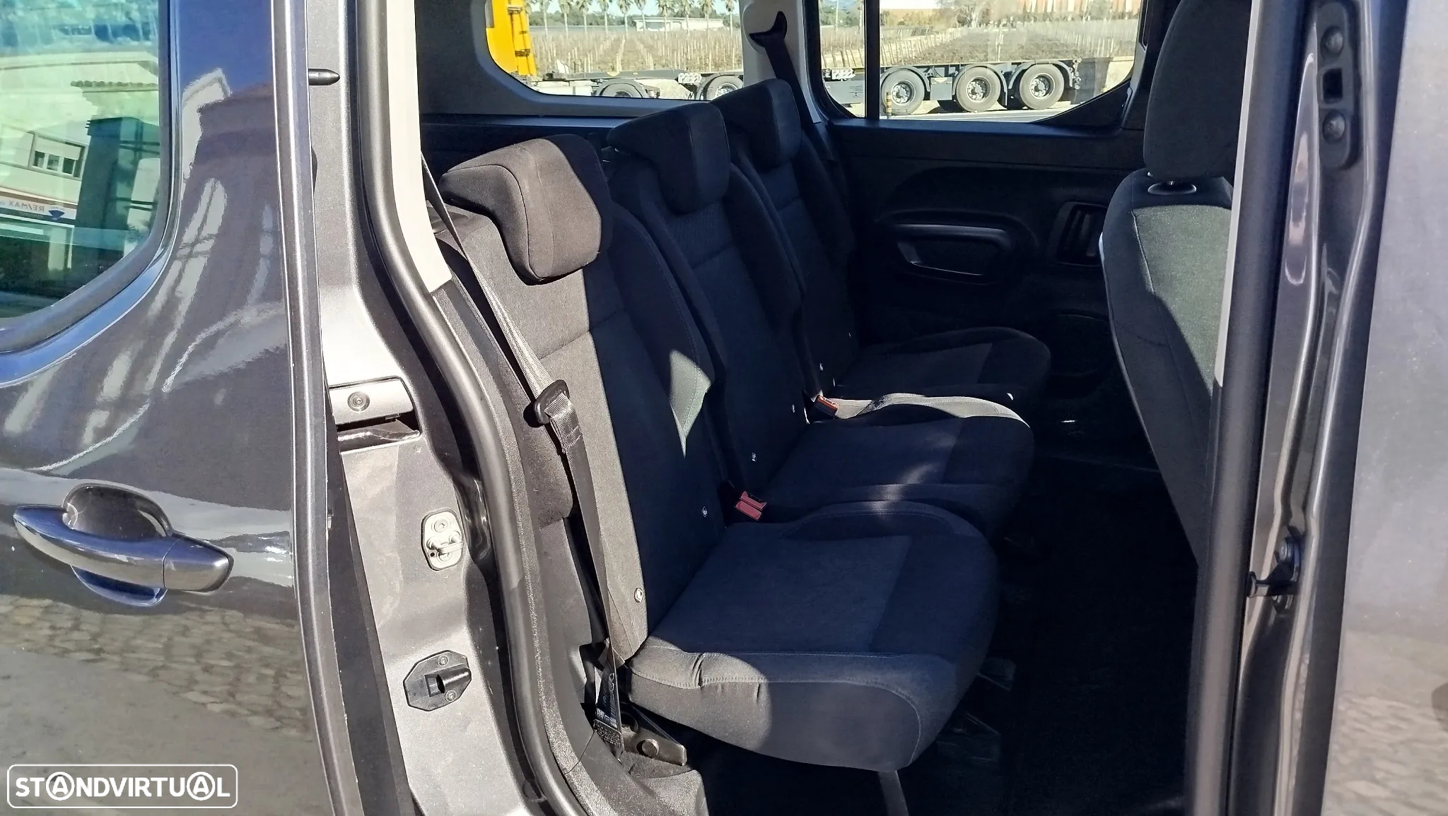 Peugeot Rifter 1.5 BlueHDi Longa Allure - 12