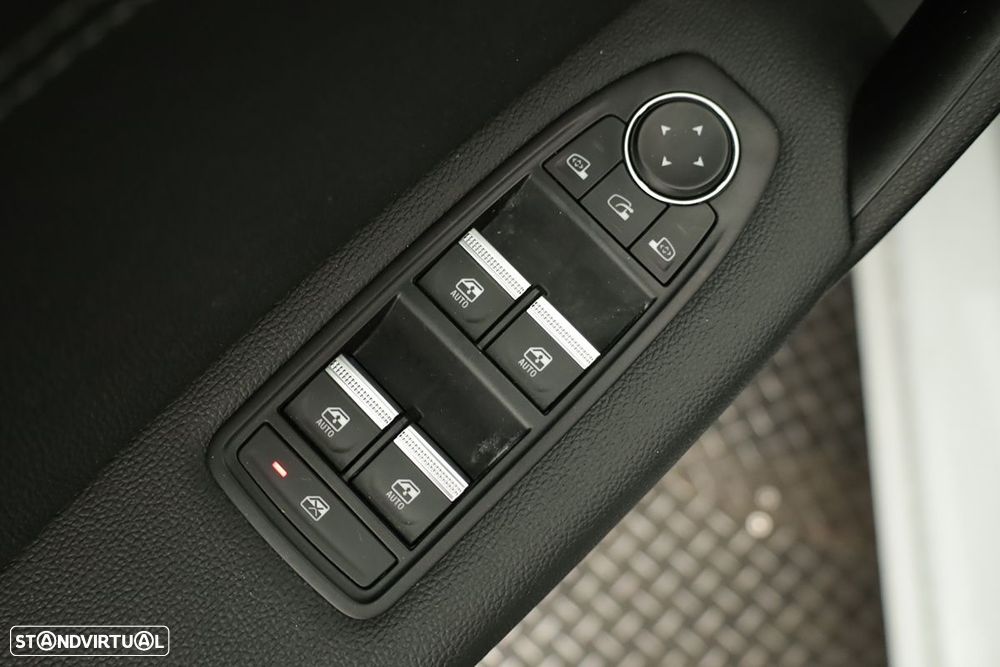 Renault Captur 1.0 TCe Techno Bi-Fuel - 22