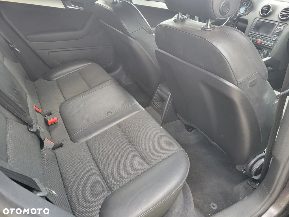 Audi A3 Sportback - 13