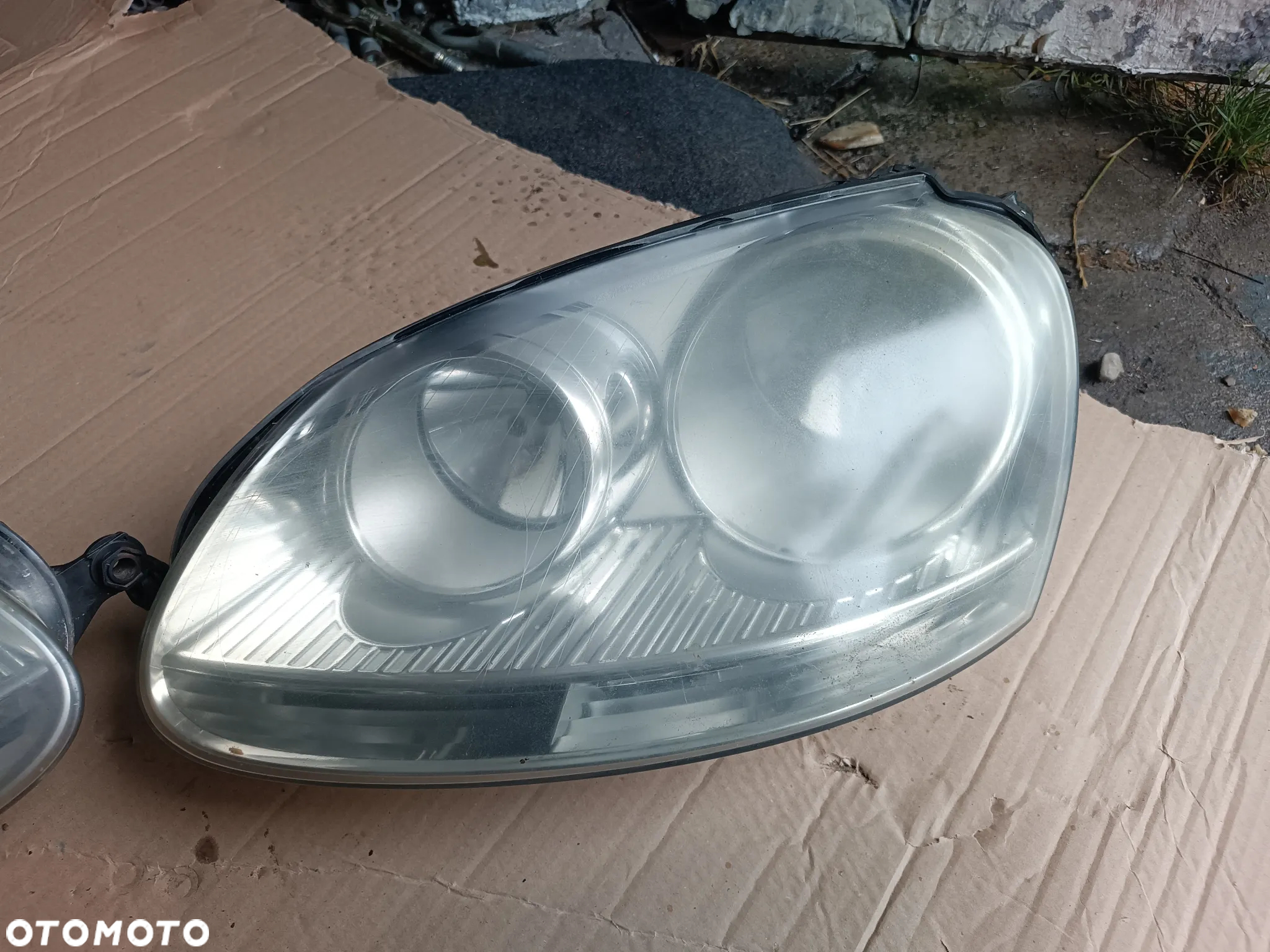 VOLKSWAGEN GOLF V LAMPA PRZEDNIA LEWA PRAWA KOMPLET EUROPA - 2