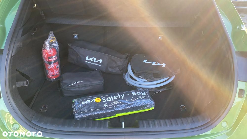 Kia XCeed 1.6 GDI PHEV L Business Line DCT - 12