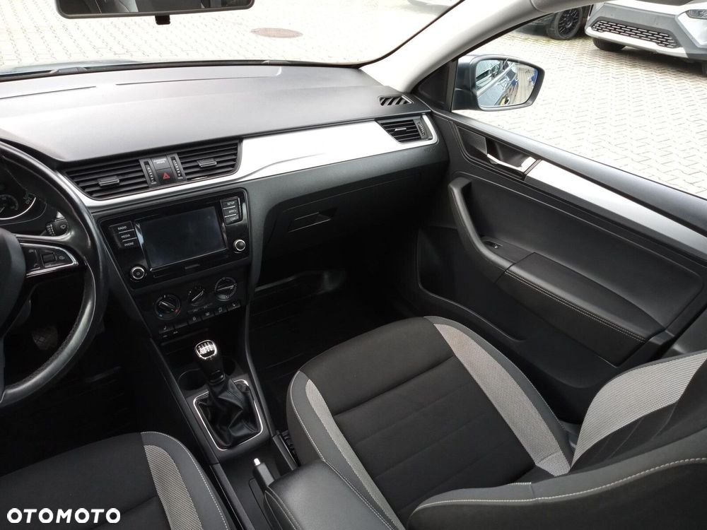 Skoda RAPID 1.0 TSI Ambition - 26