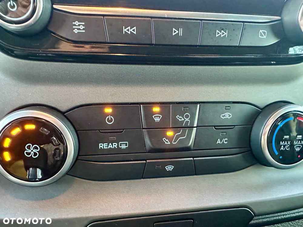 Ford Transit Custom - 21