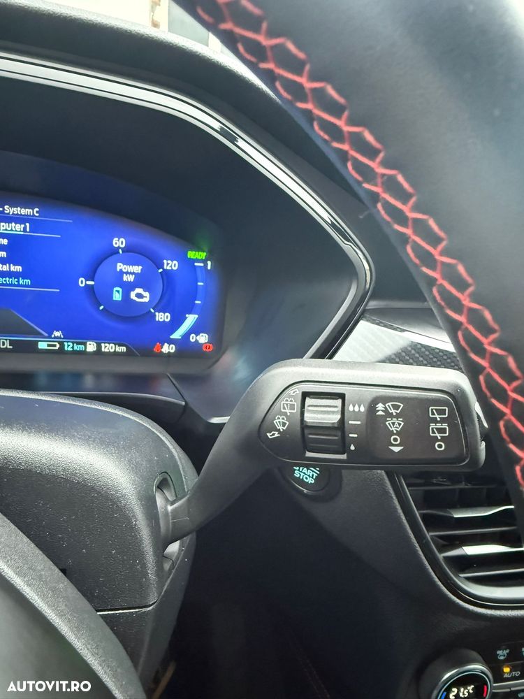 Ford Kuga 2.5 Duratec PHEV ST Line - 16