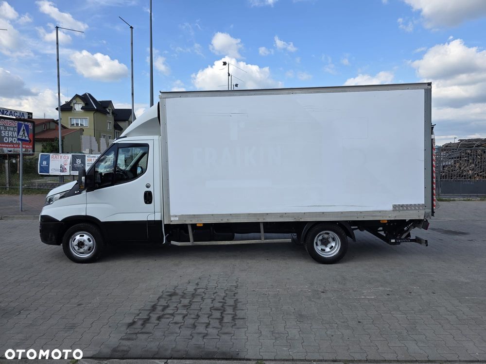 Iveco Kontener+Winda 35c146 - 11