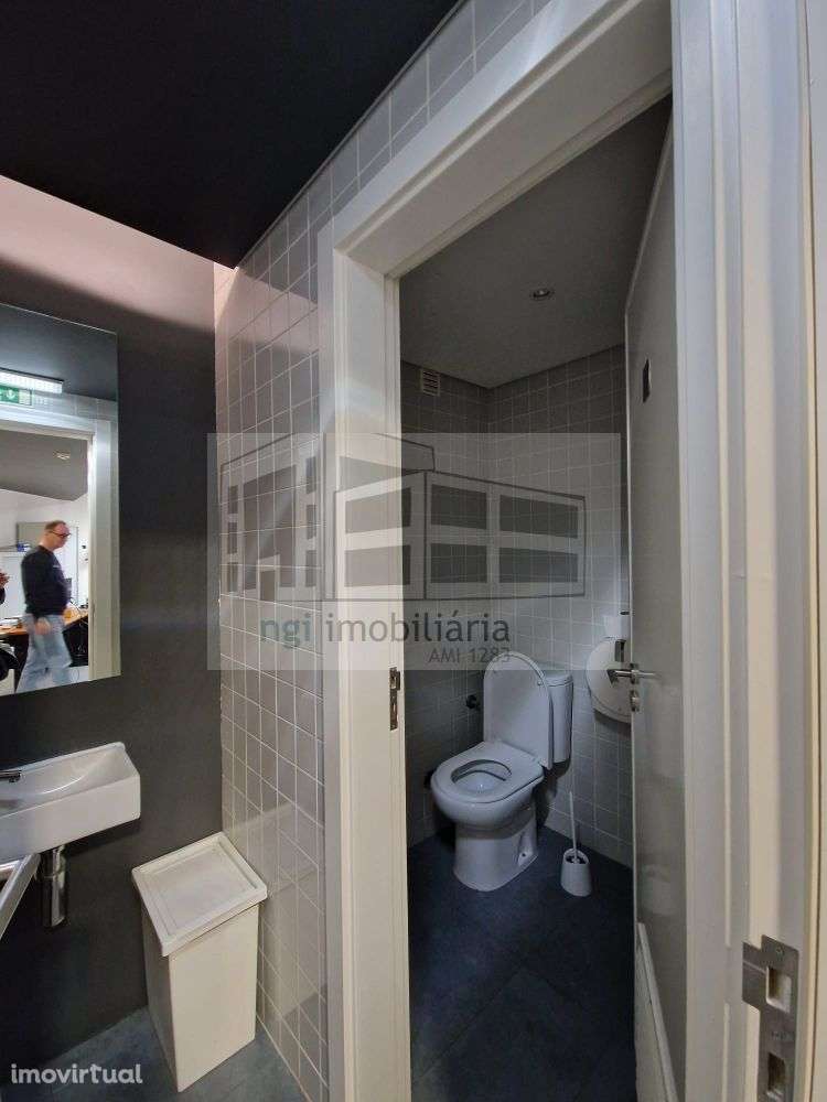 Espaço Multifuncional em Linda a Velha - Oeiras - Grande imagem: 5/9