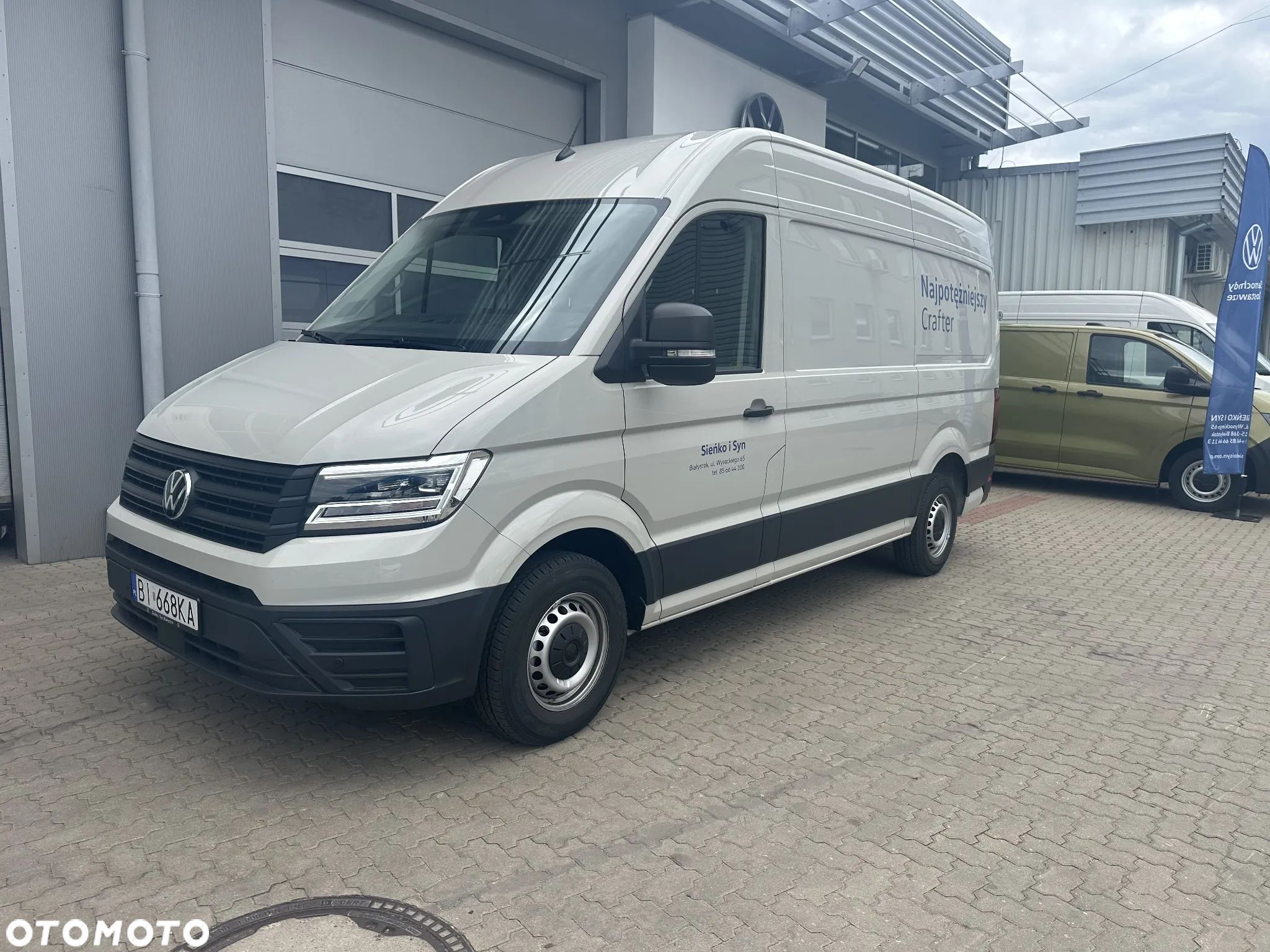 Volkswagen Crafter L3H3 - 1