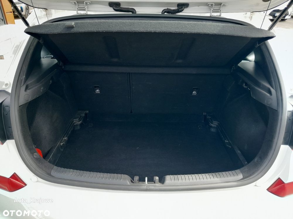 Hyundai i30 1.4 Classic + - 23