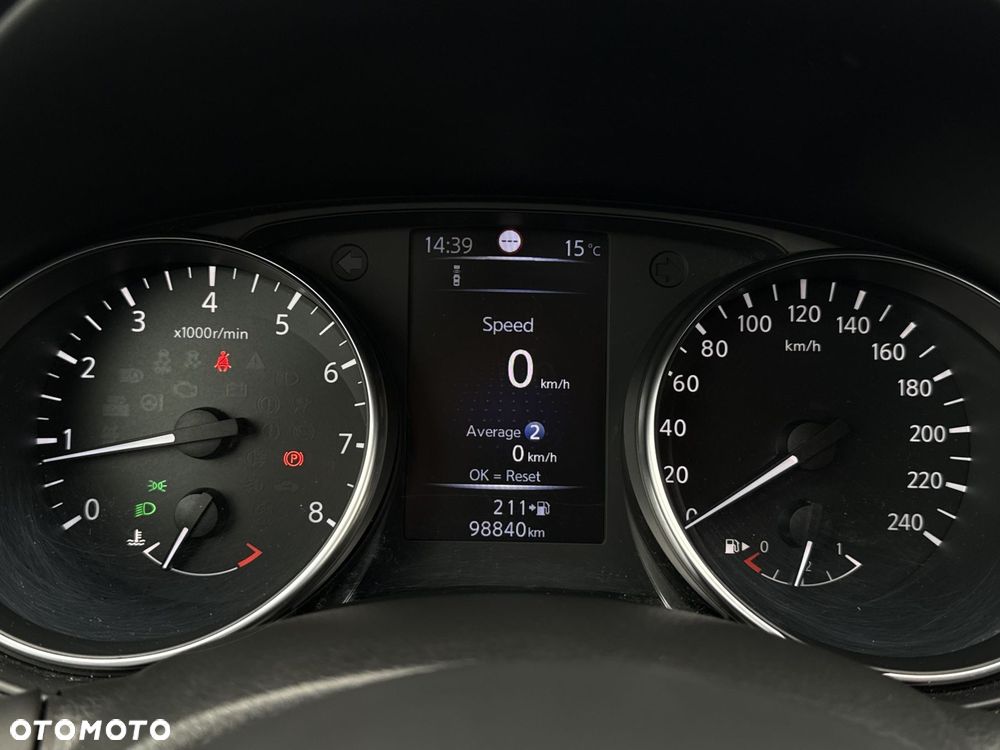 Nissan Qashqai 1.6 DIG-T N-Connecta - 23