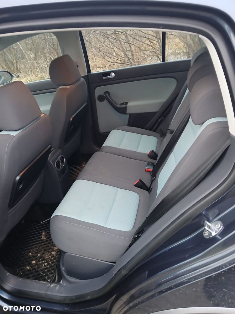 Volkswagen Golf Plus 2.0 TDI Cross - 7