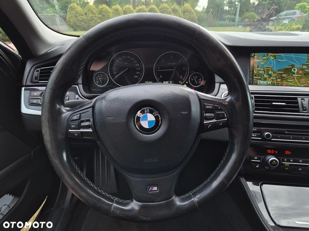 BMW Seria 5 520d - 16