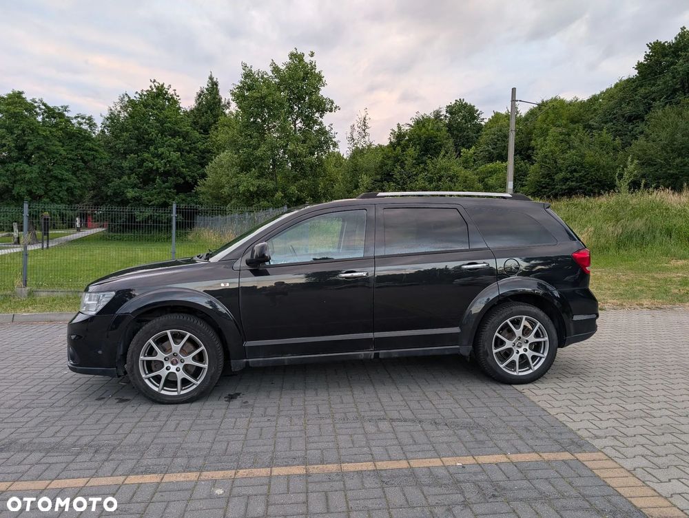 Fiat Freemont 2.0 Multijet Lounge AWD - 3