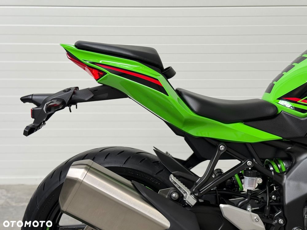 Kawasaki ZX - 18