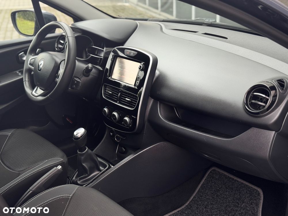 Renault Clio - 18