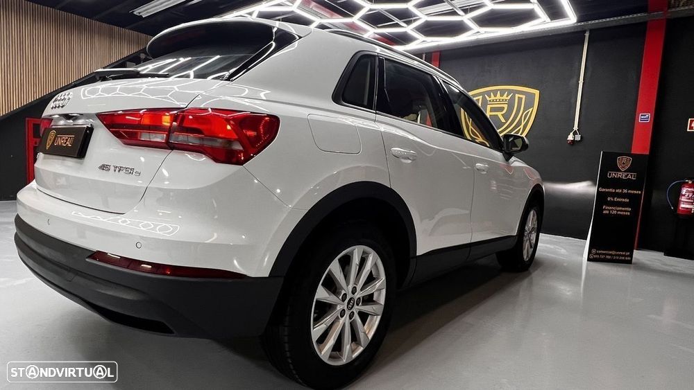 Audi Q3 45 TFSIe S tronic - 16