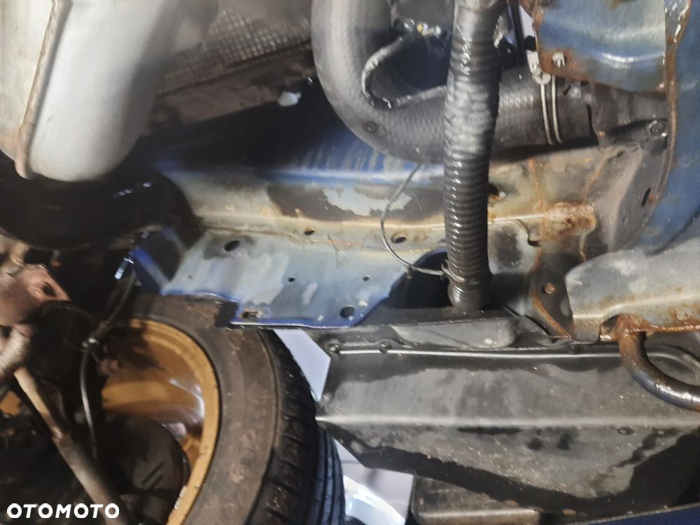 Subaru Impreza 2.0 GT - 10